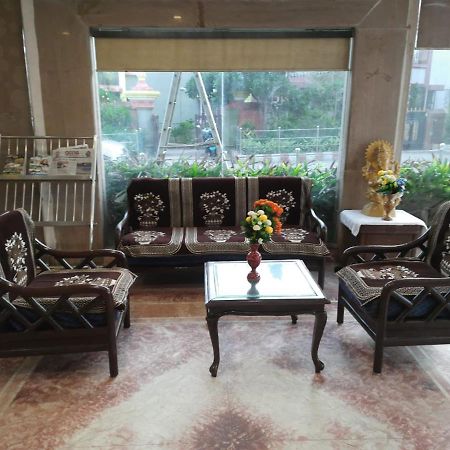 Hotel Surya Beach Inn Puri Dış mekan fotoğraf